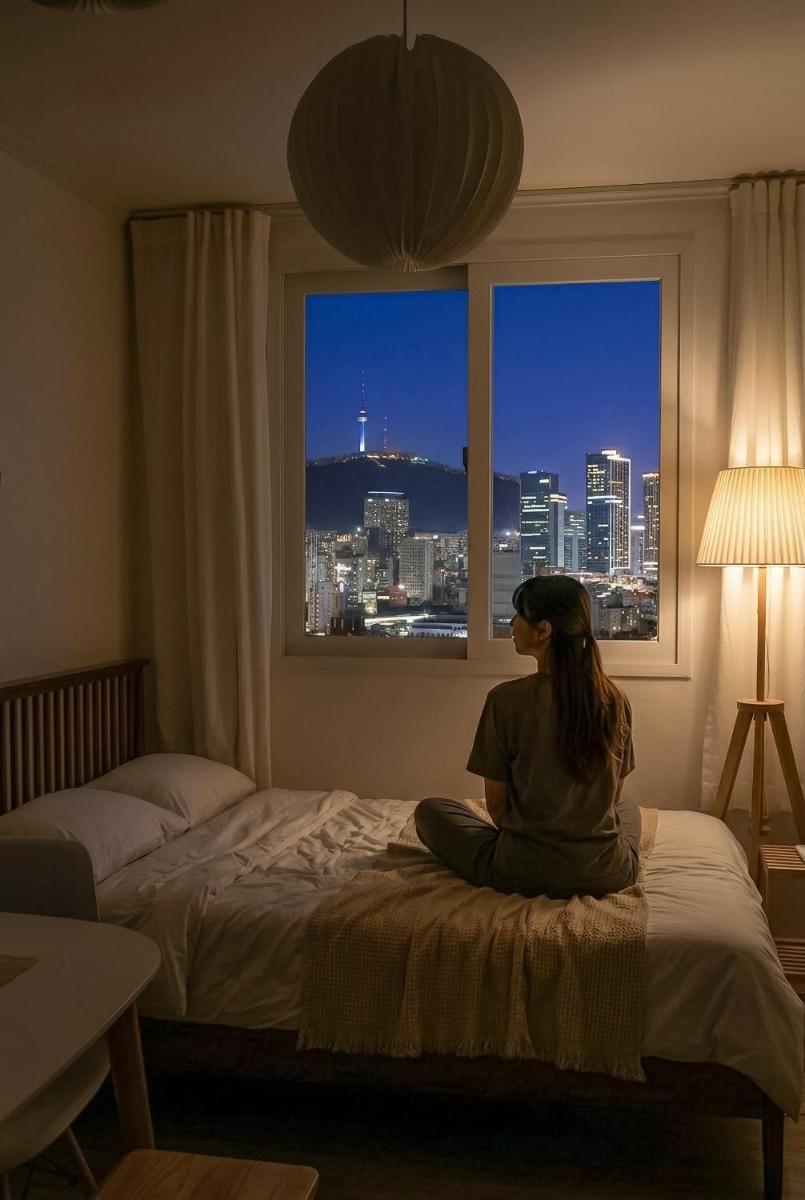 Seoul Wall Loft --'Seoul No 1 View' -Graden -Pick up